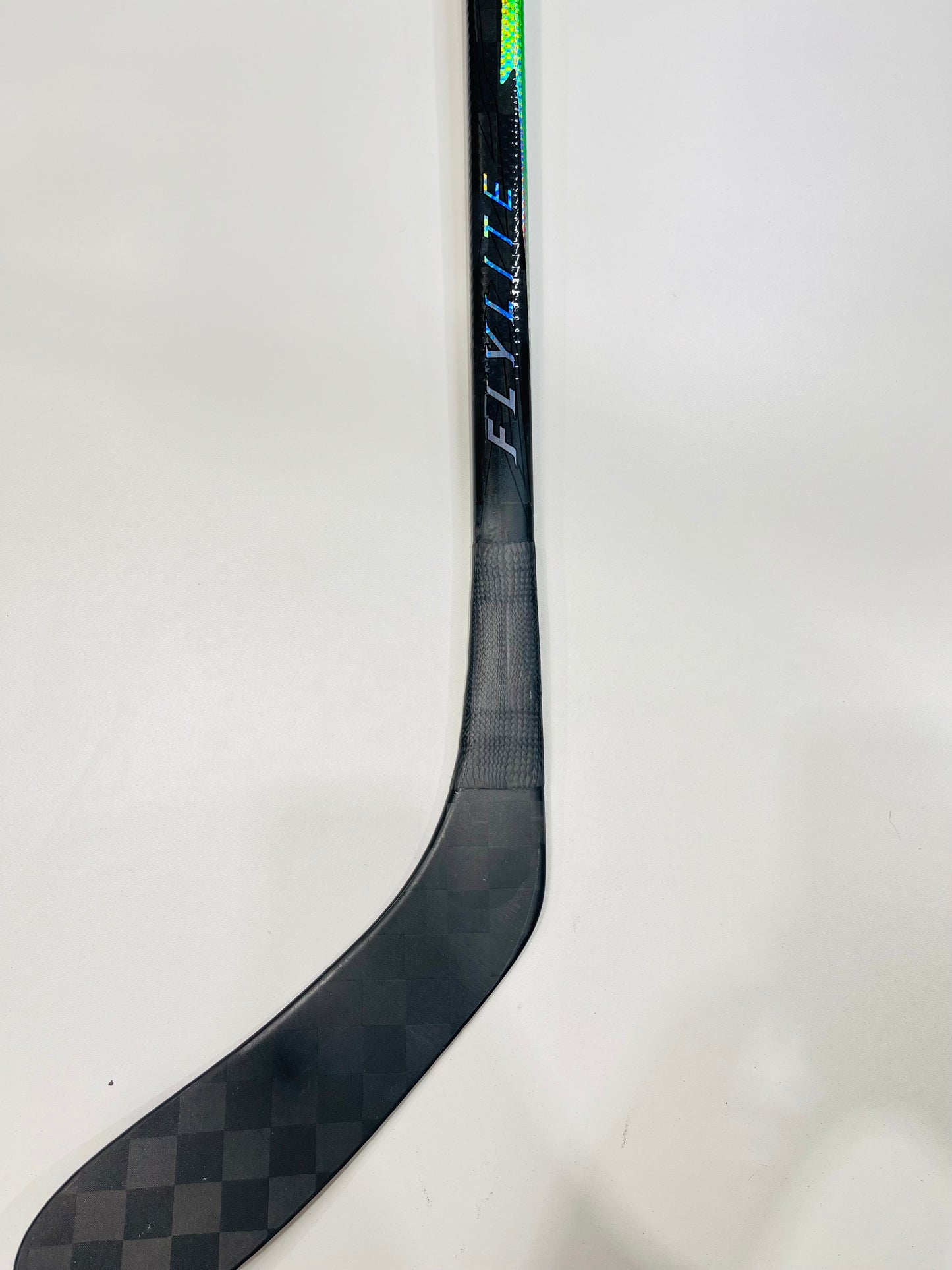 RH Bauer Vapor Hyperlite2 wrapped as a Vapor Flylite | 82 Flex | P28 | Refurbished | DW-3557