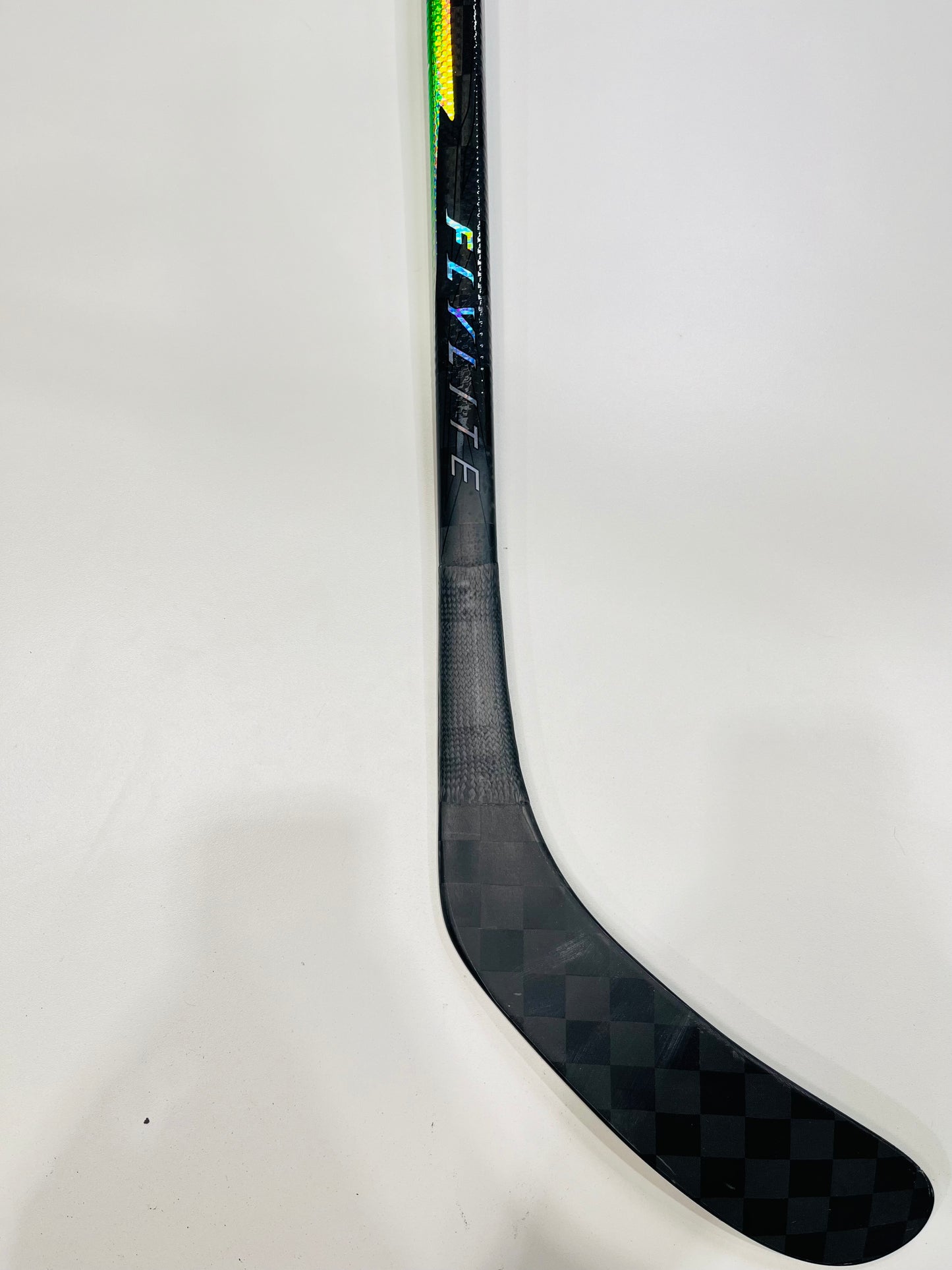 RH Bauer Vapor Hyperlite2 wrapped as a Vapor Flylite | 82 Flex | P28 | Refurbished | DW-3557