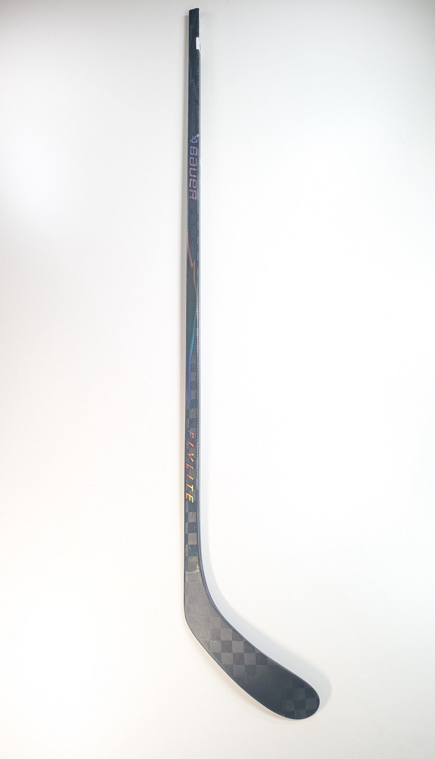 RH Bauer Pulse wrapped as a Vapor Flylite | 82 Flex | P28 | Used, Not Repaired | UNR-237